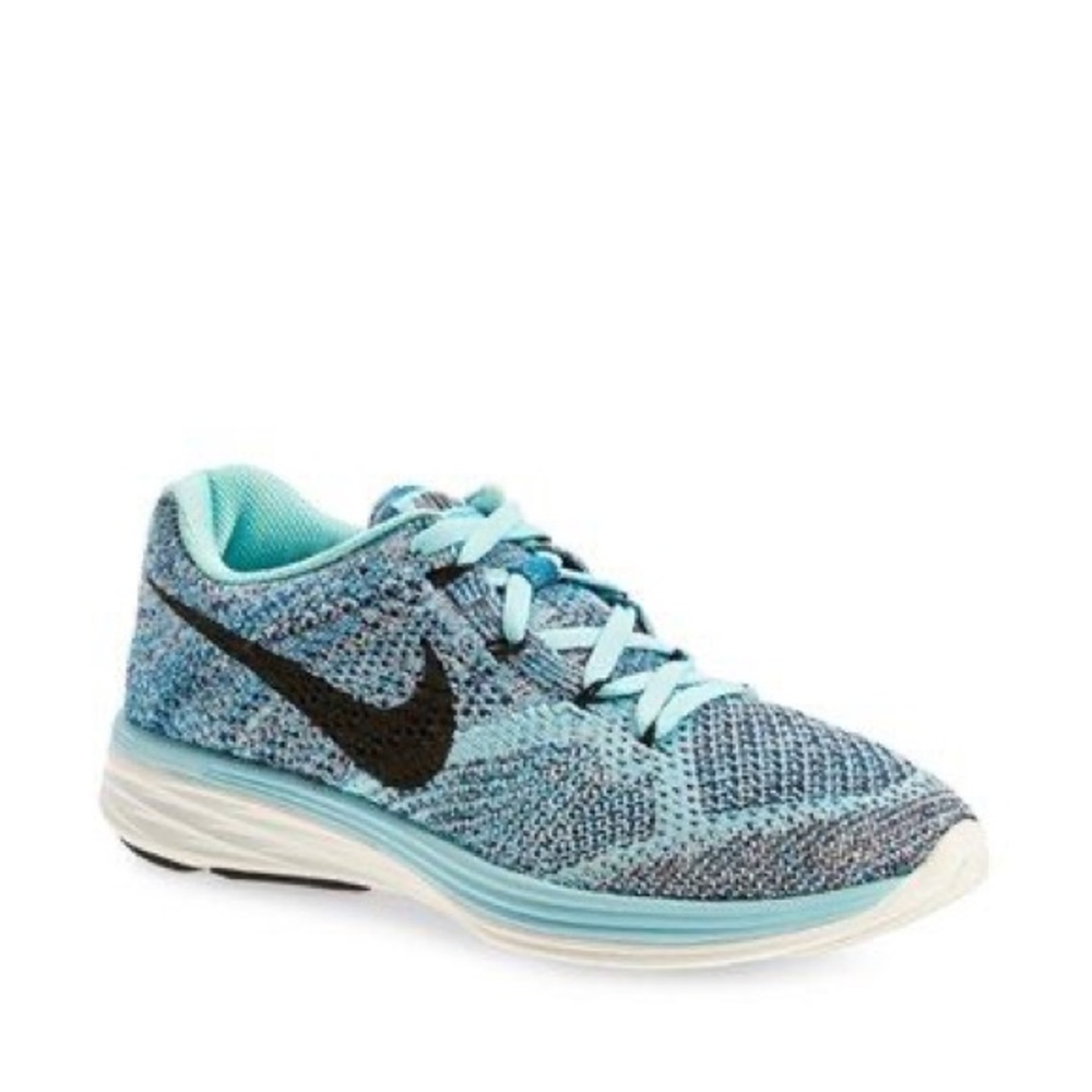 Women’s Nike Flyknit Sneaker